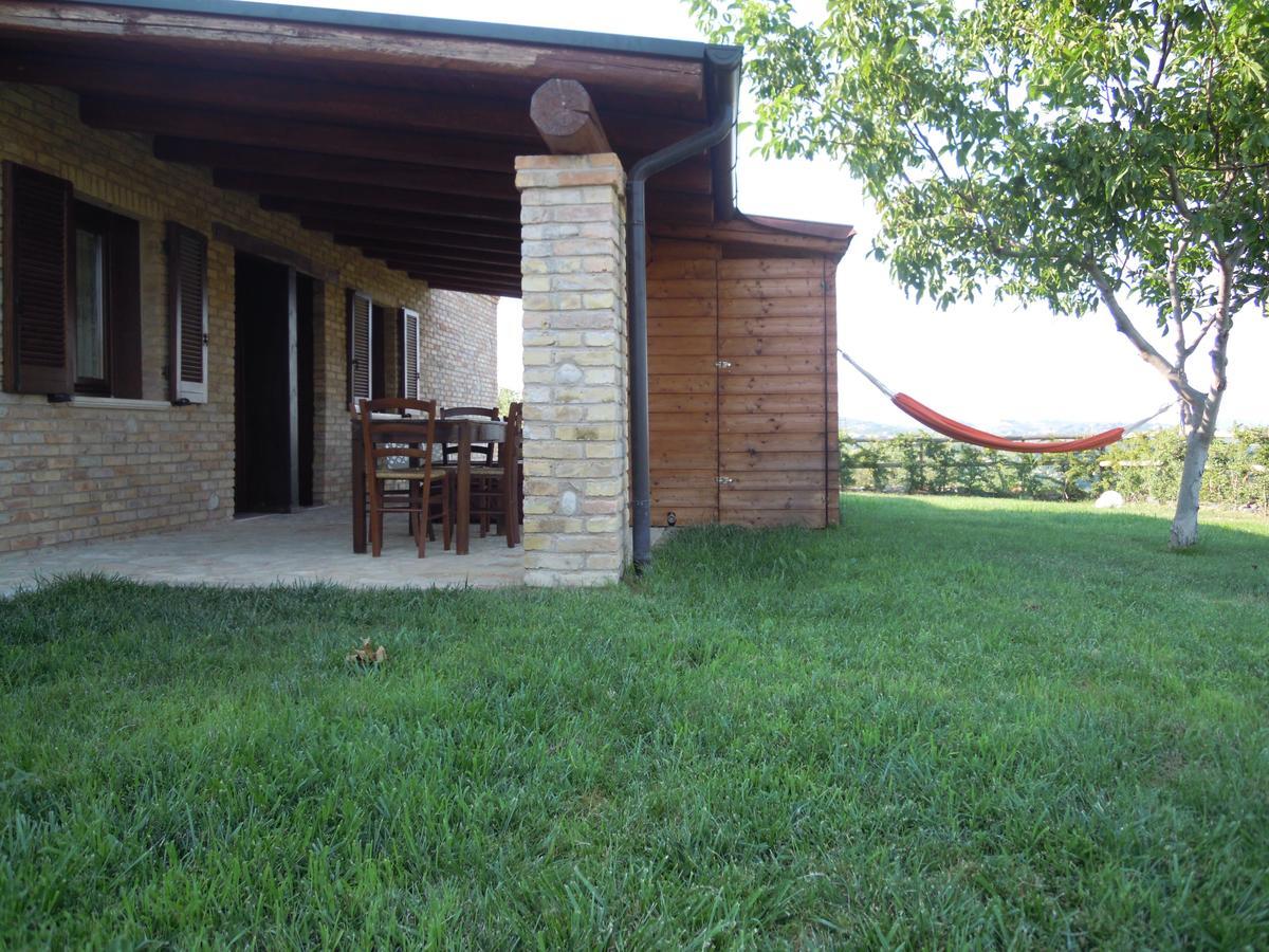 Agriturismo Piccolo Albero Loreto Aprutino Eksteriør billede